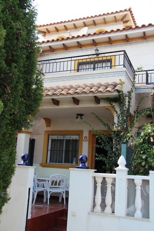 Holiday Home Torre De Pisa Torrevieja Rum bild